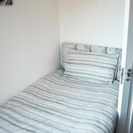 Cosy Home Near Nec, Bhx Bullring & Solihull Бирмингам Екстериор снимка