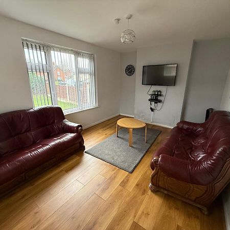 Cosy Home Near Nec, Bhx Bullring & Solihull Бирмингам Екстериор снимка
