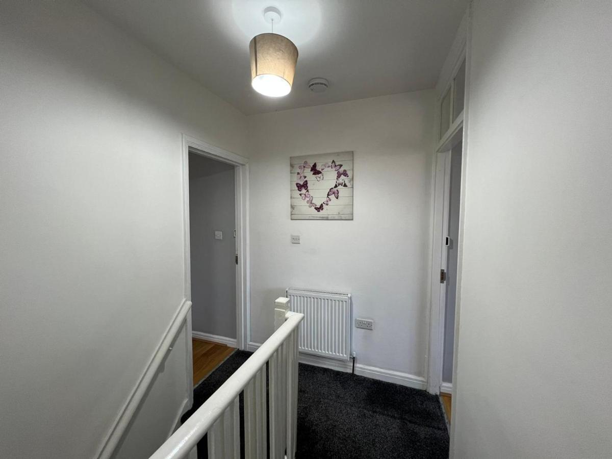 Cosy Home Near Nec, Bhx Bullring & Solihull Бирмингам Екстериор снимка