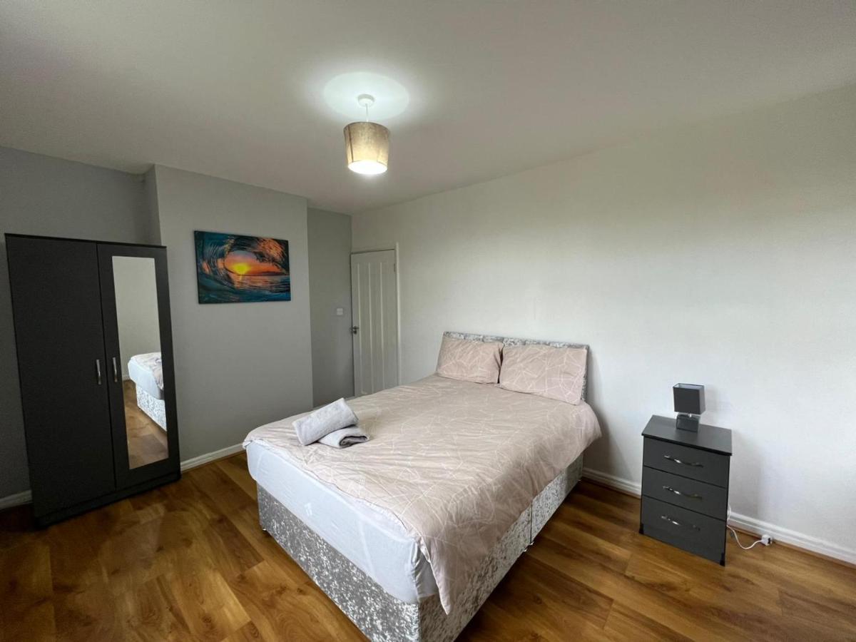 Cosy Home Near Nec, Bhx Bullring & Solihull Бирмингам Екстериор снимка
