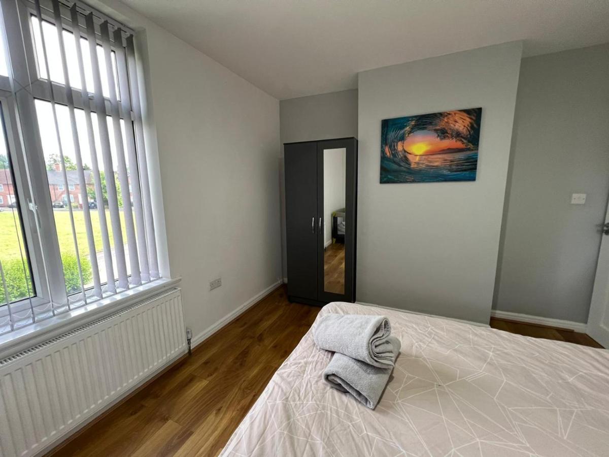 Cosy Home Near Nec, Bhx Bullring & Solihull Бирмингам Екстериор снимка
