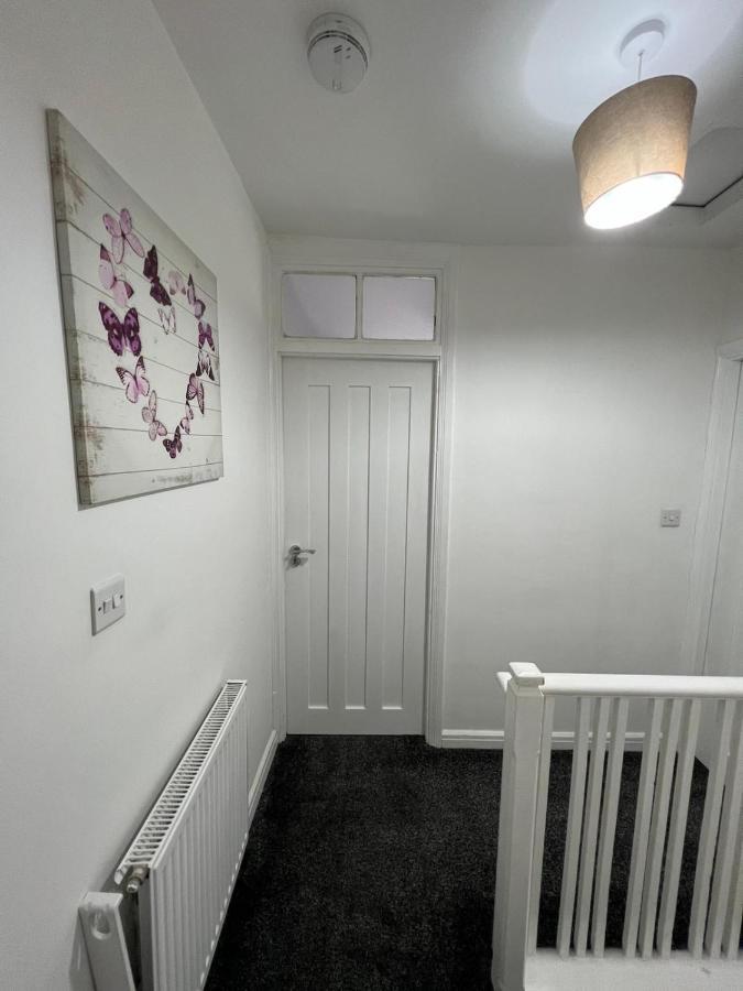 Cosy Home Near Nec, Bhx Bullring & Solihull Бирмингам Екстериор снимка