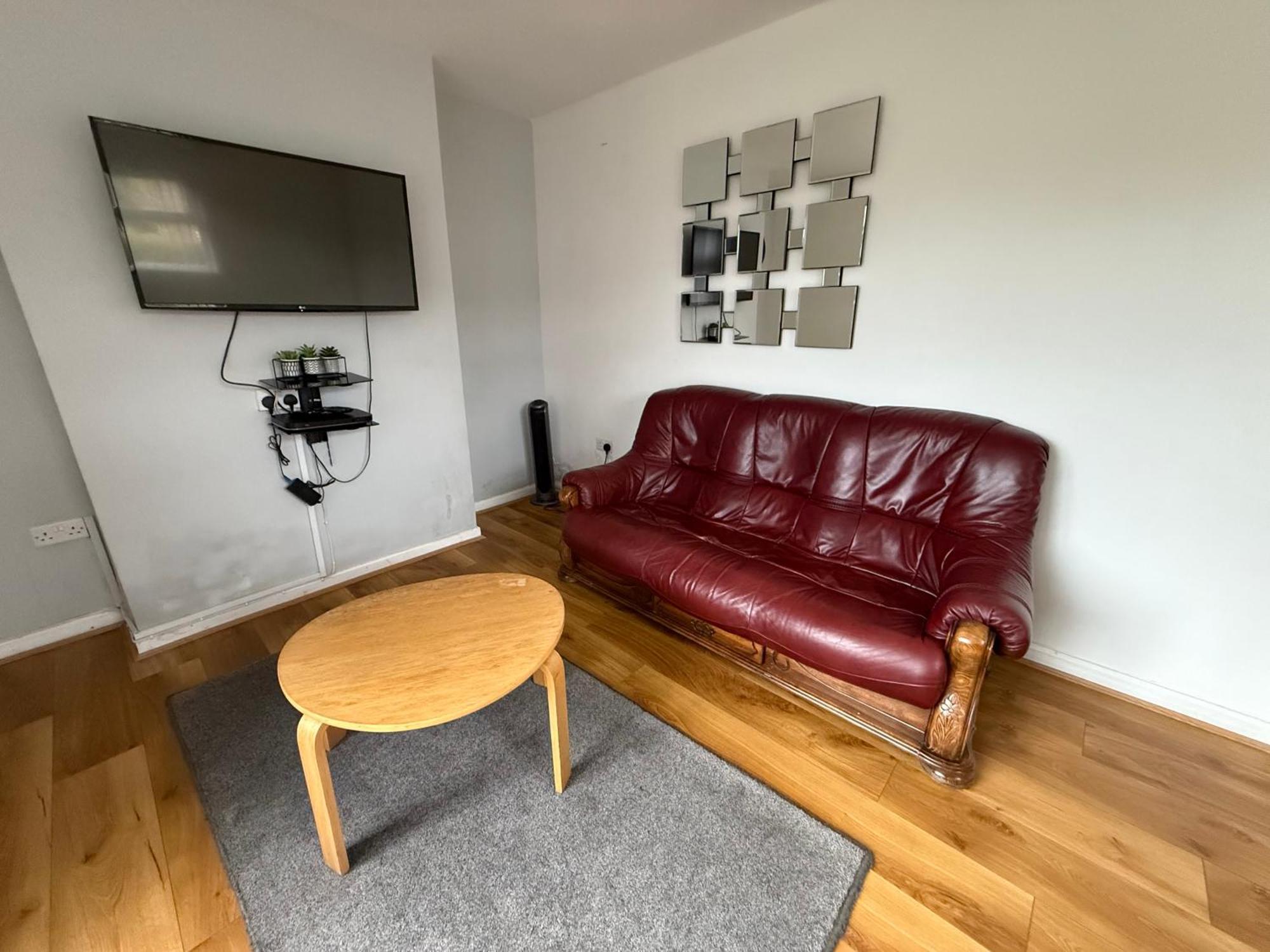 Cosy Home Near Nec, Bhx Bullring & Solihull Бирмингам Екстериор снимка